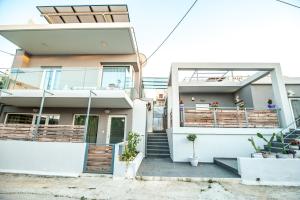 Skandalakis Homes & Apartments