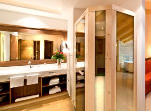 Deluxe Suite with Balcony room in Hotel Chalet Tianes - Alpine Relax