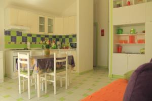 Apartments Nejašmić - little house for peaceful and domestic vacation