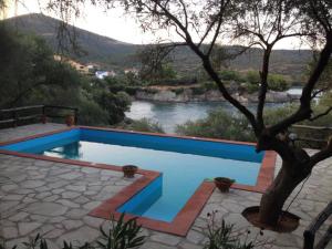 Villa Valia: Traditional Luxurious Residence Halkidiki Greece