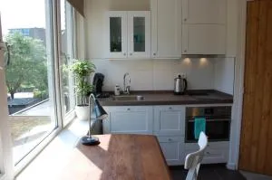 Central-Day Inn - 恩斯赫德