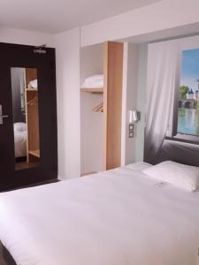 Hotels B&B HOTEL Chatellerault : photos des chambres