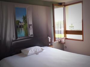 Hotels B&B HOTEL Chatellerault : photos des chambres