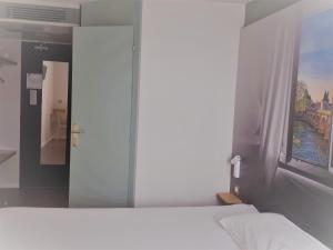 Hotels B&B HOTEL Chatellerault : photos des chambres