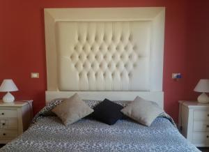 PALM PARK TRAPANi- parking Piscina a 10 minuti dal centro e dal mare