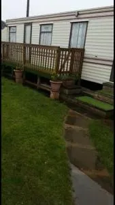 静止大篷车度假屋 - 查珀尔圣伦纳兹