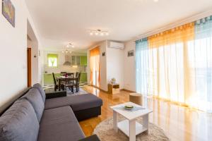 3 hvězdičkový penzion apartman u tihom kraju Stobreč Chorvatsko