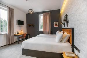 Timber Boutique Hotel