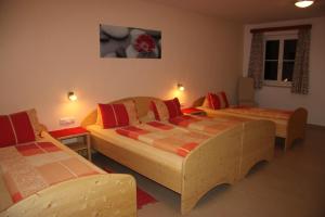Quadruple Room room in Pension Merkinger