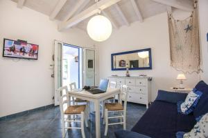 Villa Salina fronte mare