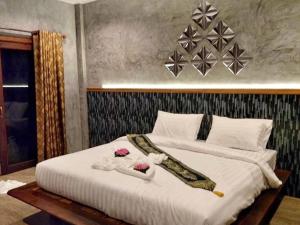 Klang Aow Seafood & Resort