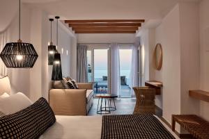 Callia Retreat Suites - Adults Only Santorini Greece