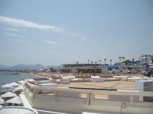 Appartements 7e Art 2 pieces 3 etoiles calme plein centre Cannes 5mn plages et Palais : photos des chambres