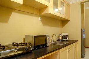 Extra Space 3BR Apartment Grand Palace Kemayoran By Travelio