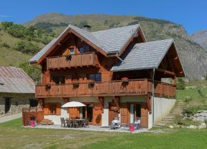 Pension Chalet de Pont-Peyron Gîte de La Marmotte Orcières Frankreich