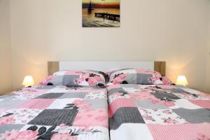 SM Boutique Apartment Portorož Center with Garden and Parking