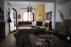 Silvia's village house