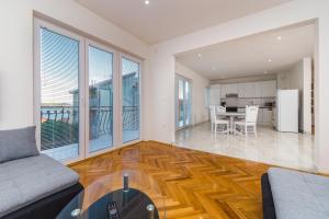 Apartment Dražena