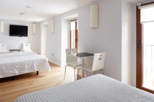 Quadruple Room room in Hotel Olatu