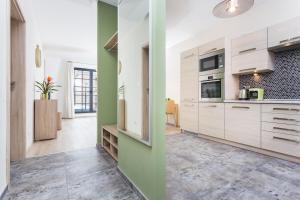 InPoint Krakow Suites - Steps from Main Station&Old Town