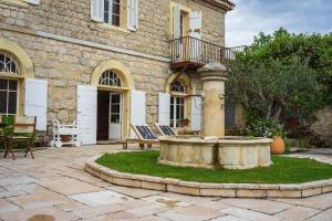 Maisons d'hotes La Bastide du Castellet : photos des chambres