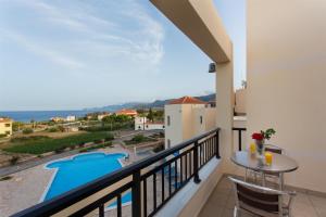 Superior Family Apartment with Sea View  room in Apartments Hotel & Studios Xifoupolis