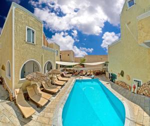 Sellada Apartments Santorini Greece