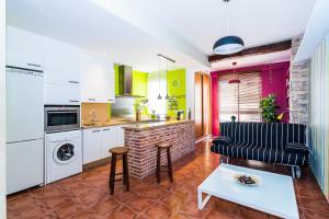 Fun&Happy VLC Center