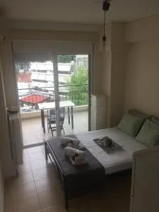 Studio by the train station - Lárisza