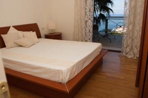 Taormina SeaView Apartment - Taormina Holidays