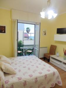 RAFFAELLO Beach Apartment - 50 m from the sea - WIFI