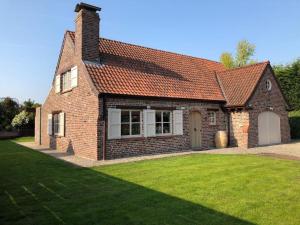 Modern Villa in Oostduinkerke with Beach Nearby
