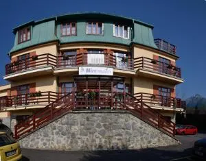 Miramonti Penzión - 斯塔利斯莫克维克