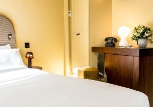 Hotels Hotel Belloy Saint Germain : photos des chambres