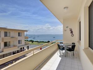 Bay Village, Unit 8/47 Shoal Bay Road