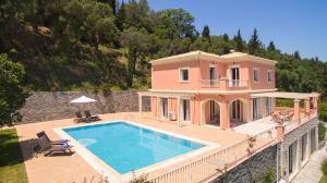 Villa Larisa
