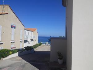 Hotels Hotel St Joseph : Chambre Lits Jumeaux - Vue sur Jardin