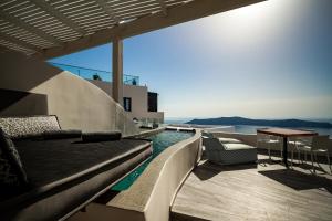 Galaxy Suites & Villas Santorini Greece