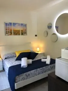 L'Antica Corte Lazzago Rooms - غْرانداتي