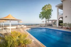 Hill View Hotel Apartments - Anoyira