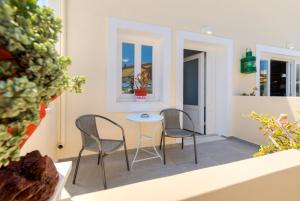 Akis Hotel Santorini Greece