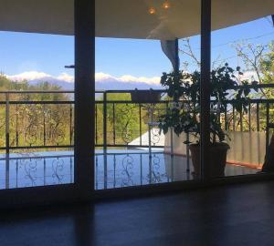 Ninos Veranda Apartment