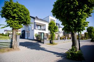 Apartamenty Villa Baltica Rewal - jacuzzi na dachu, wi-fi, parking w cenie