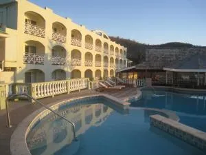 卡里纳格海滩度假酒店 - 圣乔治