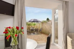 33 The Fairway - Brixton