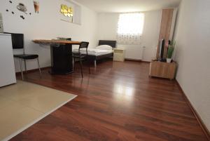 AB Apartment Objekt 12