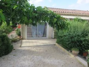 charmant appartement Saint Gély - 科尔尼永