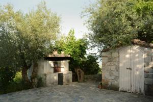 Mistra Estates Villa The Vine