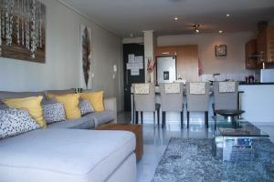 Manhattan Suite-Canal Walk Mall