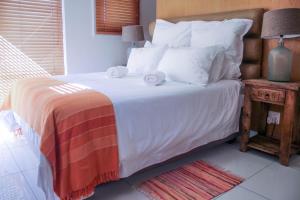 Manhattan Luxury Suite by Ezey Tours